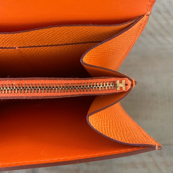 Hermès Constance Short Wallet - Picture 14 of 15